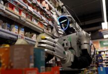 I robot humanoidi di Føtex in Danimarca: al via il progetto per il rifornimento notturno nei supermarket I robot humanoidi di Føtex in Danimarca: al via il progetto per il rifornimento notturno nei supermarket