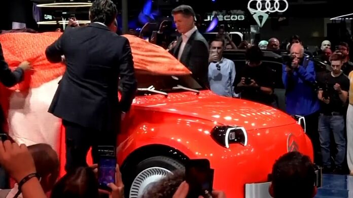 Citroën ripropone il leggendario 2CV con un innovativo modello elettrico