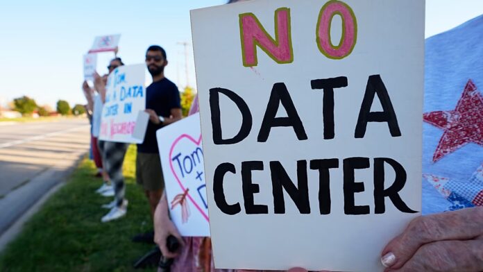 Trump propone "dividendi" alle comunità per aumentare l'attrattività dei data center