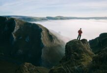 Calo dell’IA: la corsa alla potenza potrebbe nascondere crisi future Calo dell'IA: la corsa alla potenza potrebbe nascondere crisi future