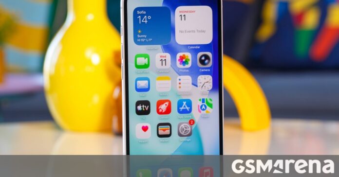 Svelati i dettagli dell'iPhone 18e: chip A20 e fotocamera da Svelati i dettagli dell'iPhone 18e: chip A20 e fotocamera da 48MP