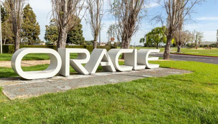 Oracle integra i TPU di Google nella sua infrastruttura cloud Oracle integra i TPU di Google nella sua infrastruttura cloud per l'AI