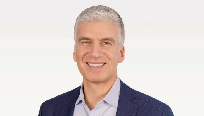 HPE prevede che entro due anni l'IA gestirà autonomamente tutti HPE prevede che entro due anni l'IA gestirà autonomamente tutti i ticket di assistenza