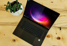 HP OmniBook Ultra 16: Potenza AI in un notebook leggero, ma a caro prezzo HP OmniBook Ultra 16: Potenza AI in un notebook leggero, ma a caro prezzo