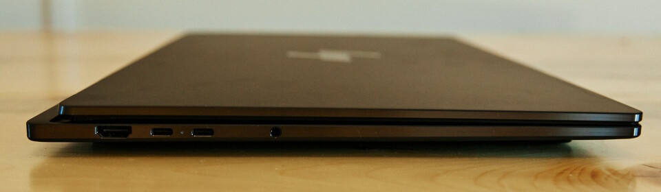 On the left edge you'll find HDMI, two USB 4.0 type-c ports and a headphone, microphone combo port.